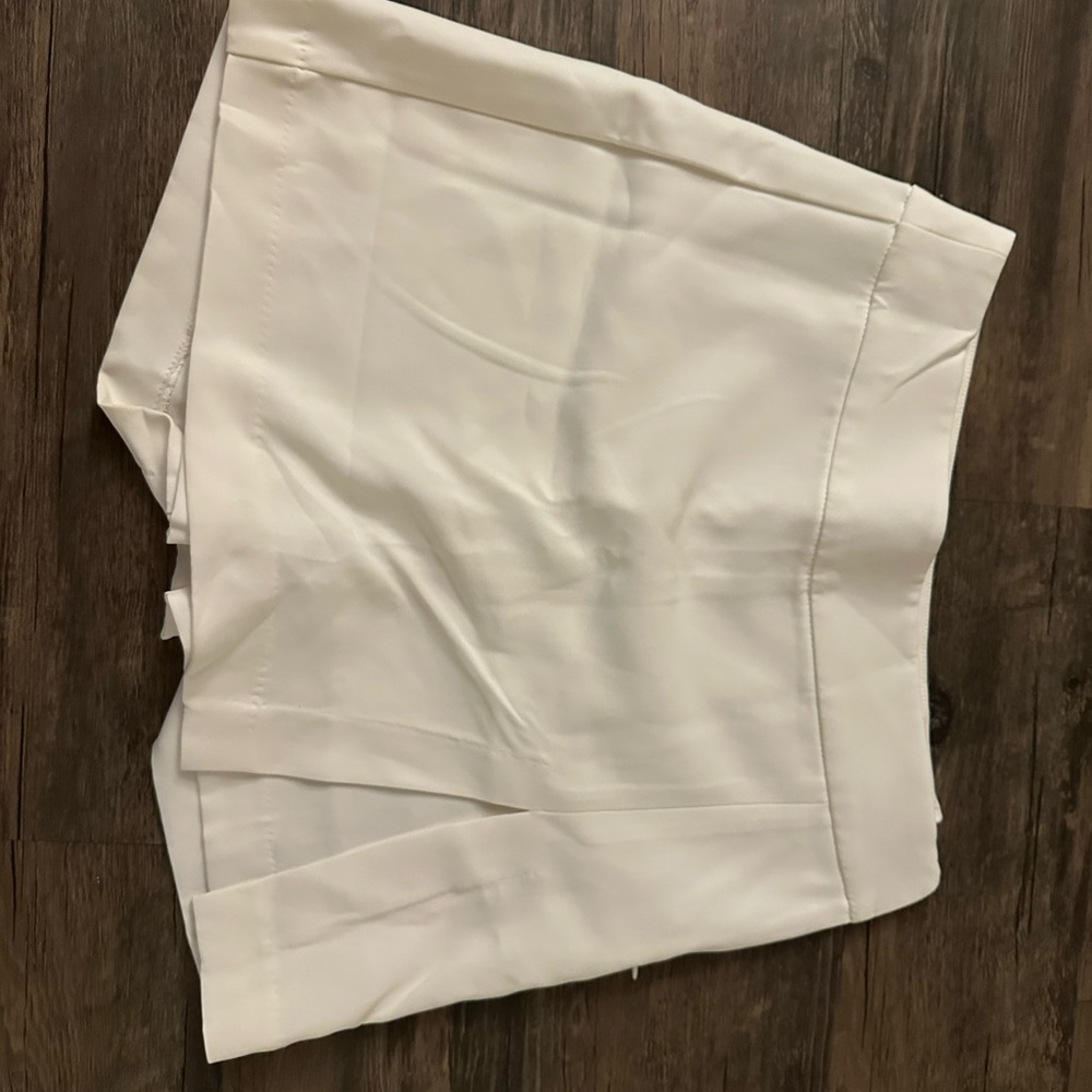 Love Tree White High-Rise Tailored Skort